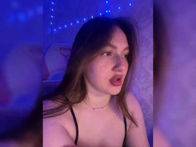 BoredGirl webcam