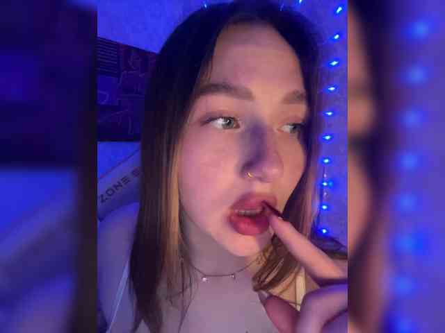 free webcam BoredGirl