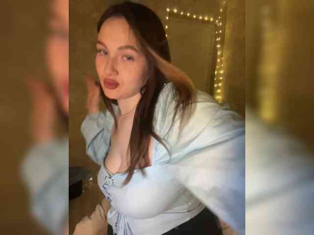 BoredGirl webcam