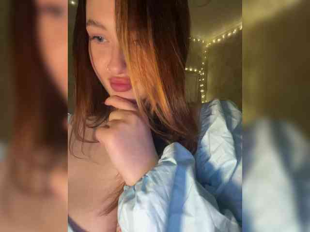 BoredGirl webcam