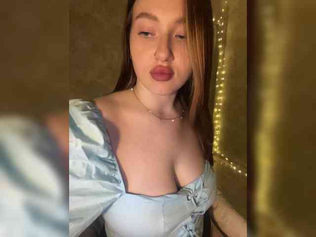 BoredGirl webcam