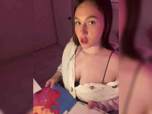 BoredGirl webcam