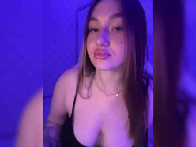 BoredGirl webcam