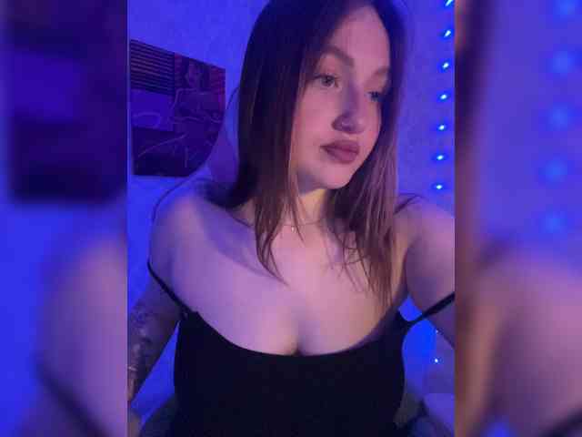 BoredGirl webcam