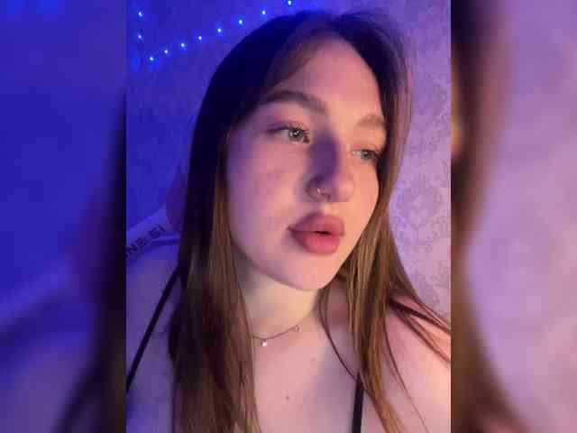 BoredGirl webcam