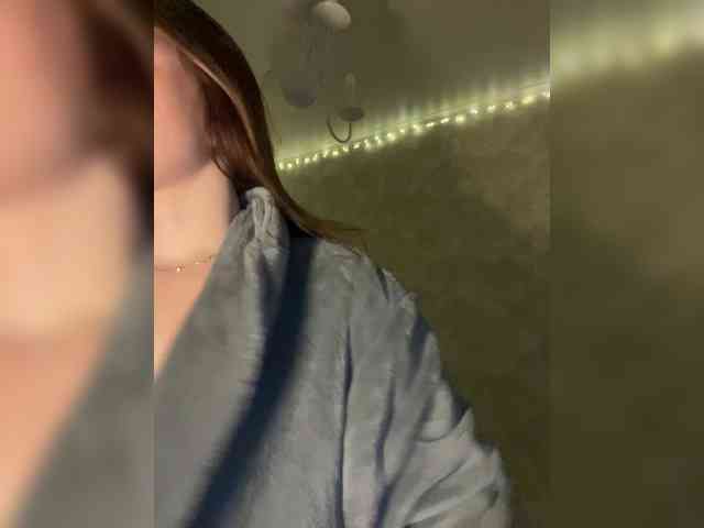 BoredGirl webcam