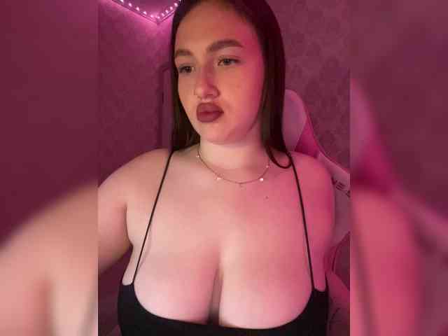 BoredGirl webcam