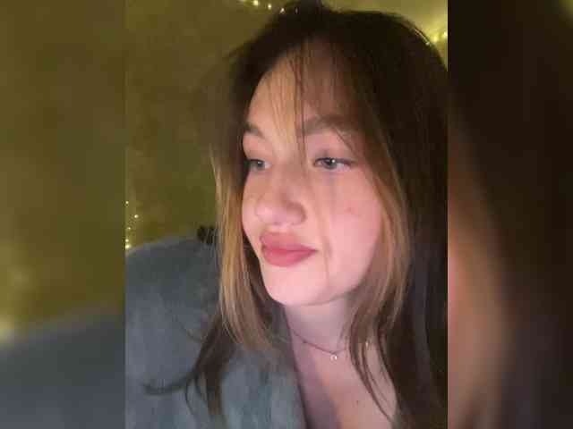 BoredGirl webcam