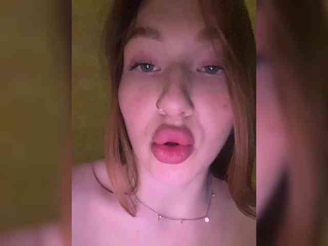 BoredGirl webcam