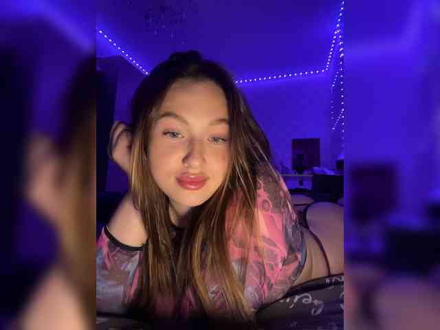 BoredGirl webcam