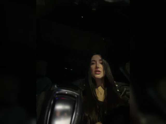 linahelen's BongaCams show and profile