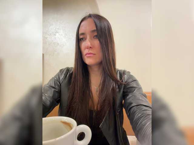 linahelen's BongaCams show and profile