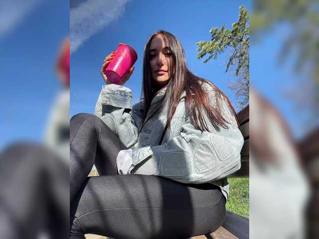 linahelen's BongaCams profile