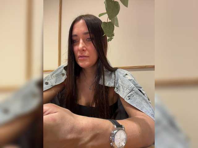 linahelen's BongaCams show and profile