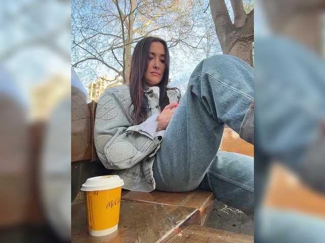 linahelen's BongaCams profile