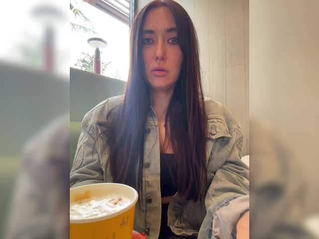 linahelen's BongaCams show and profile