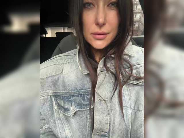 linahelen's BongaCams profile