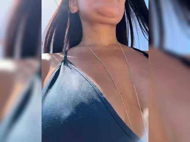 linahelen Live Webcam on BongaCams