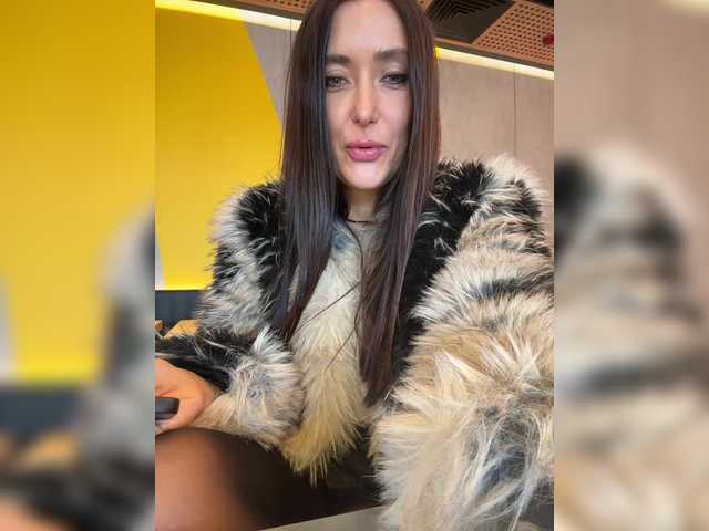 linahelen's BongaCams show and profile