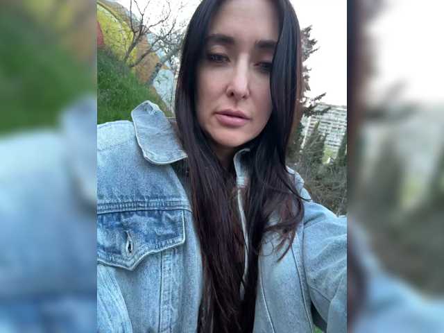 linahelen's BongaCams profile