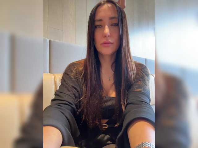 linahelen's BongaCams show and profile