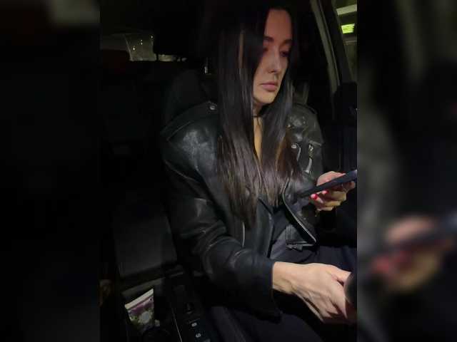 linahelen's BongaCams show and profile