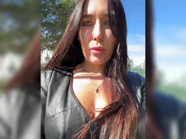 linahelen's BongaCams profile