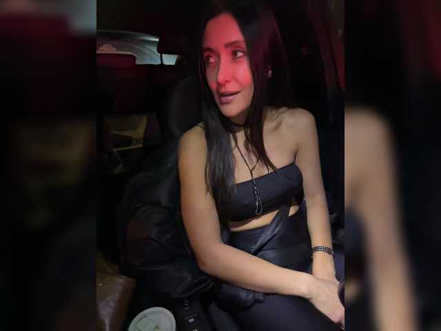 linahelen's BongaCams show and profile