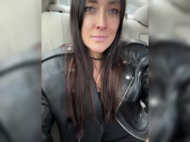 linahelen's BongaCams show and profile