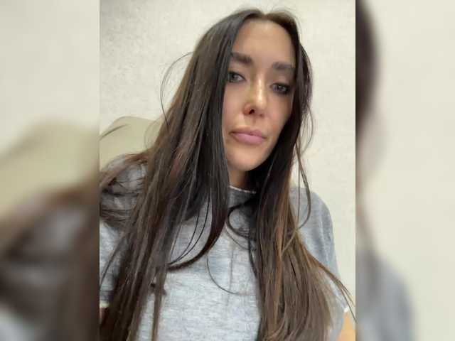 linahelen's BongaCams show and profile