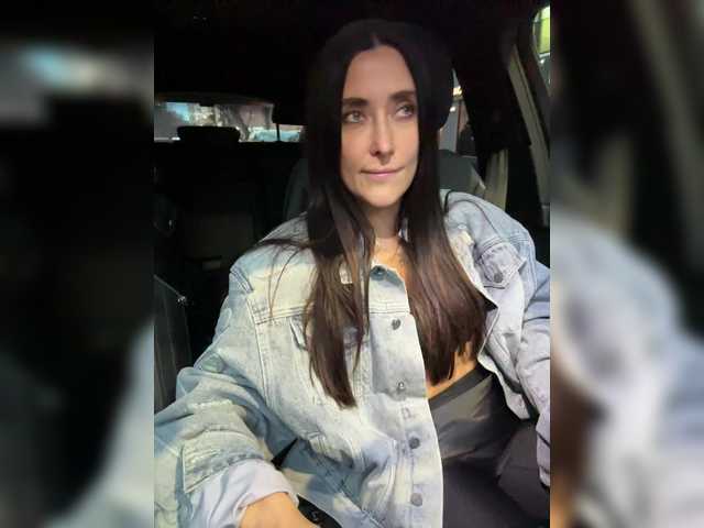 linahelen's BongaCams show and profile