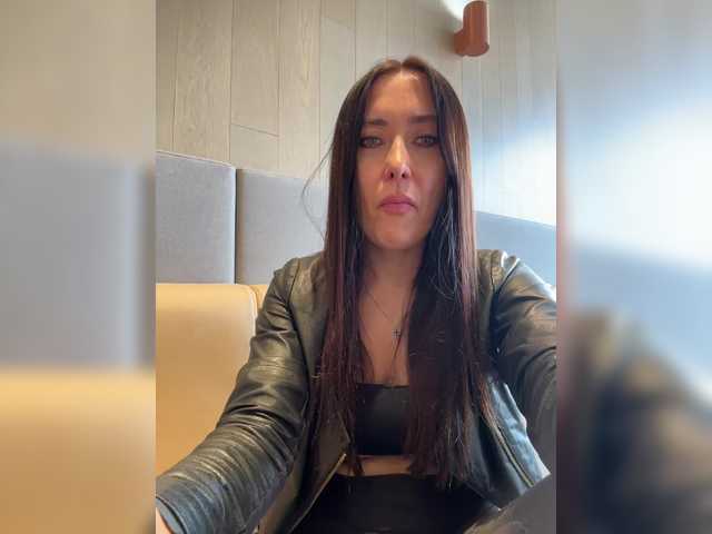 linahelen's BongaCams show and profile