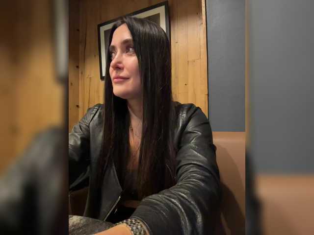 linahelen's BongaCams show and profile