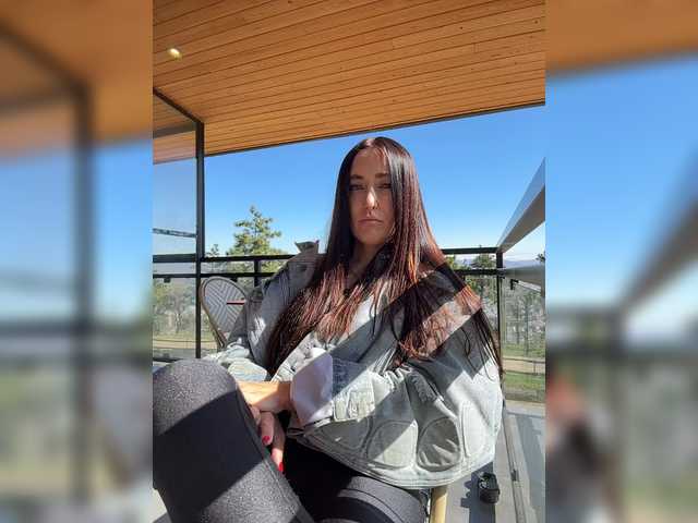 linahelen's BongaCams profile