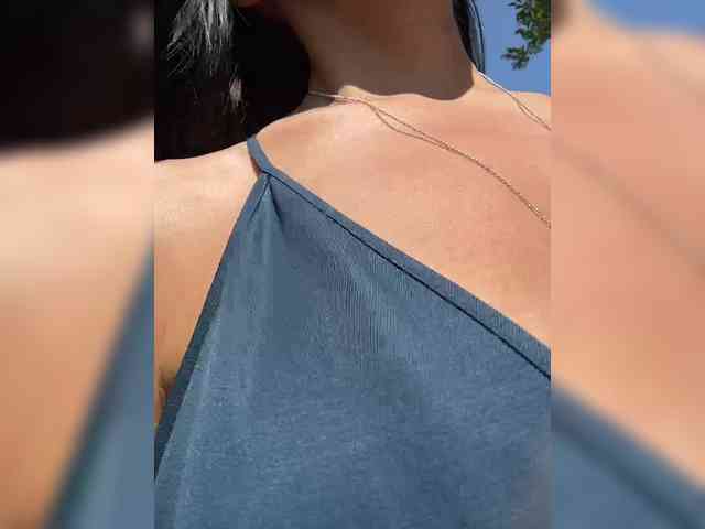 linahelen Live Webcam on BongaCams