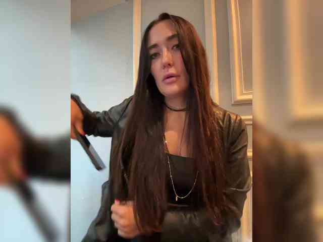 linahelen's webcam live show