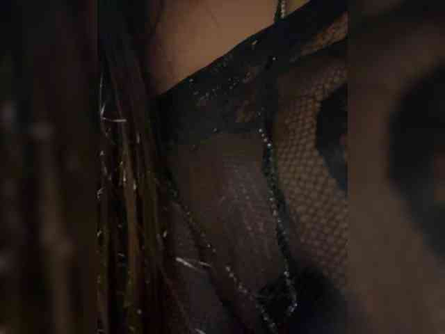 linahelen Live Webcam on BongaCams