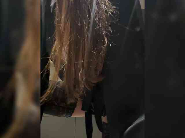 linahelen Live Webcam on BongaCams