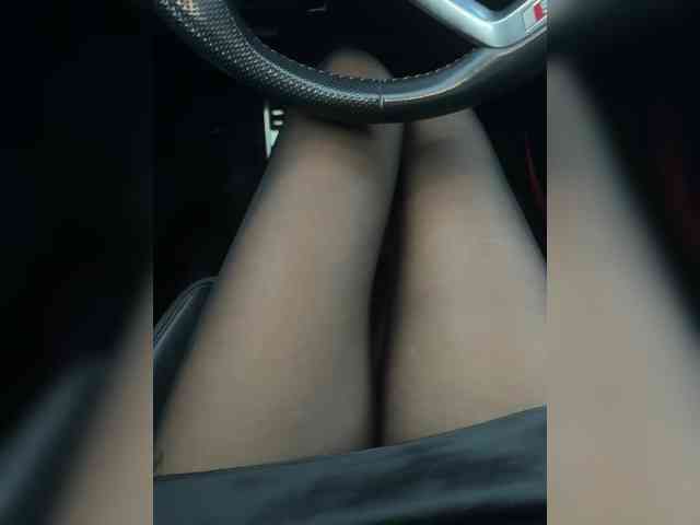 linahelen Live Webcam on BongaCams