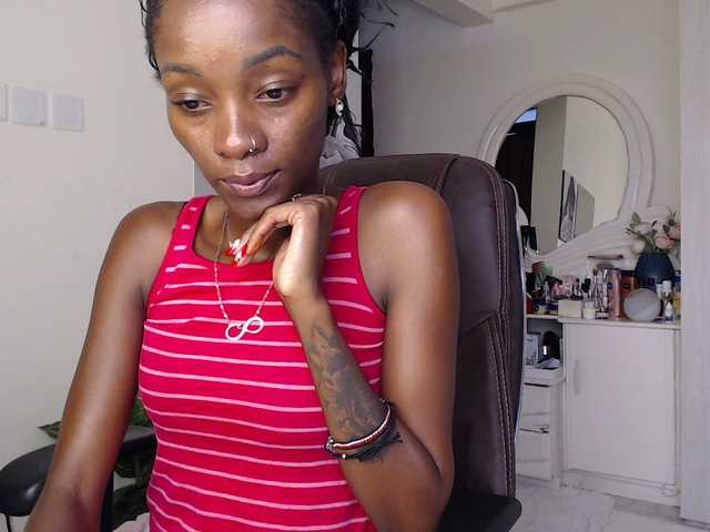 MariSiah-1's BongaCams show and profile