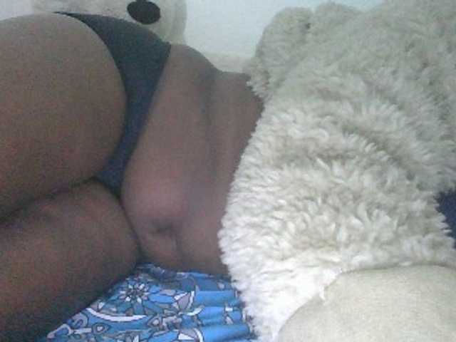 BoobieQueen's BongaCams show and profile