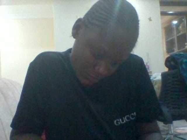 BoobieQueen's BongaCams show and profile