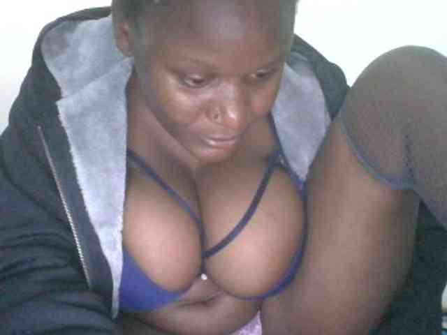 BoobieQueen BoobieQueen