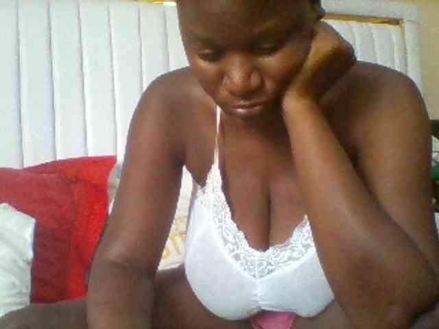 BoobieQueen webcam