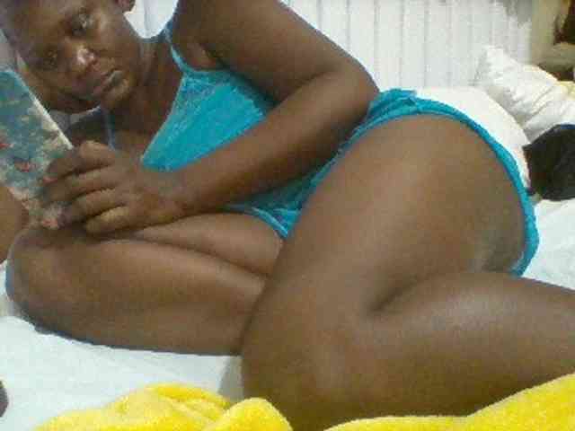 BoobieQueen webcam