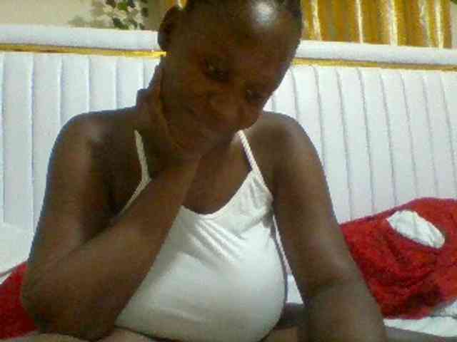 BoobieQueen webcam