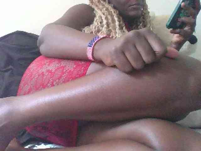 BoobieQueen Live Webcam on BongaCams