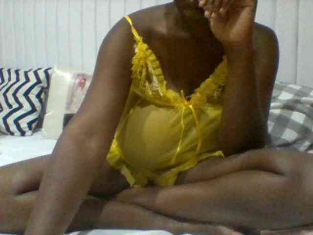 BoobieQueen webcam