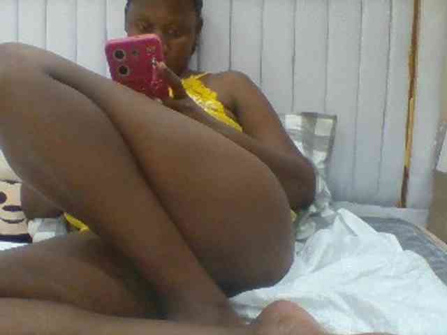 BoobieQueen webcam