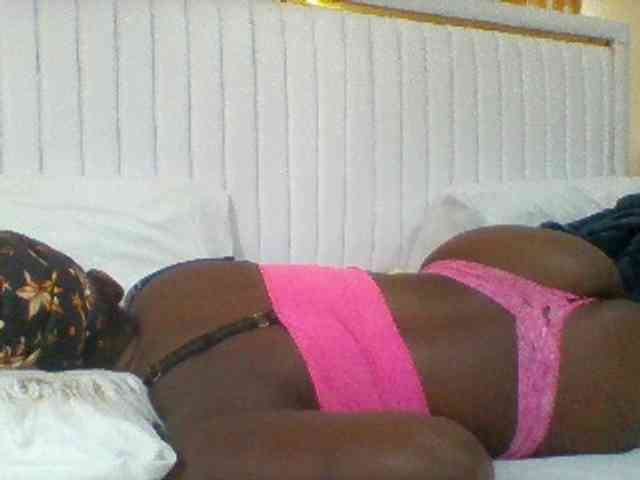 BoobieQueen webcam